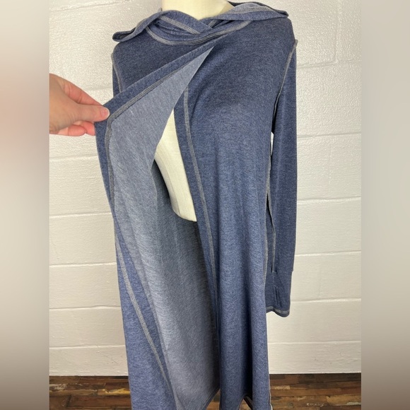 Earthbound hooded tunic size small thumbholes open front Top - Picture 4 of 7